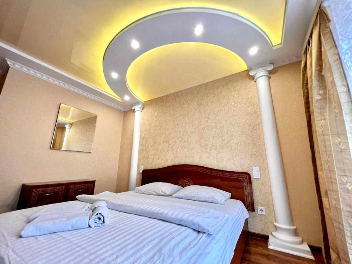 Apartpoltava: Spacious Two-Room Apartments with Corner Bath near Korpusnyi Park Exterior photo